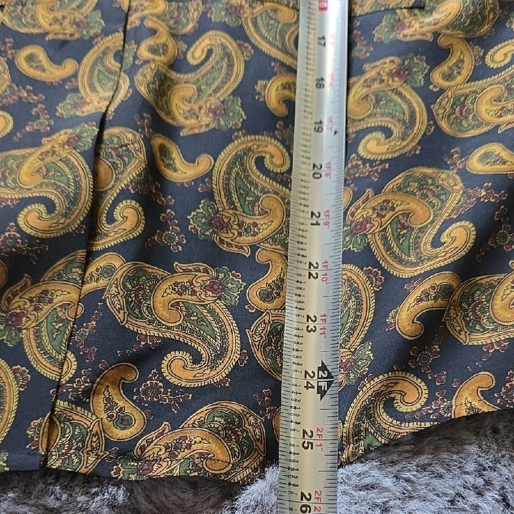 VTG Ellen Tracy Navy/Black and Gold Paisley Blouse Size 8 - Picture 10 of 13